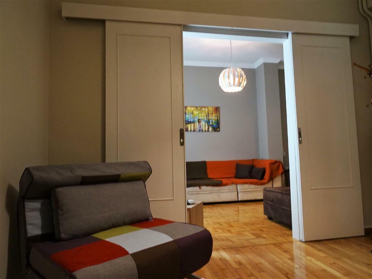 Chic Central Apartment In Evangelismos Metro Station Atina Dış mekan fotoğraf